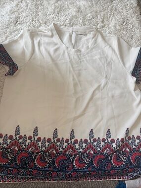 LOFT White Short-Sleeve Tunic with Navy and Red Paisley Border